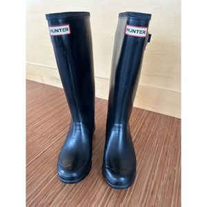 Hunter Original Tall Rain Boots in black